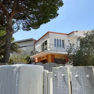 Sabrina Appartamento Porto Pino